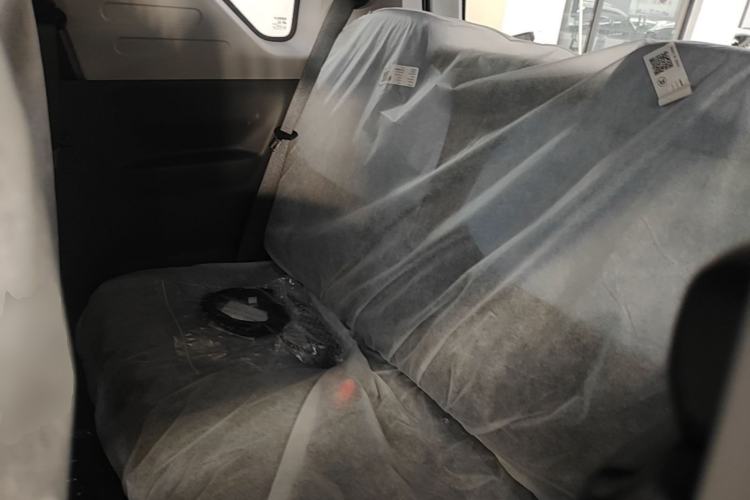 Used Geely Galaxy Panda 2024 Panda Mini 200km Endurance Bear Left Rear Seat