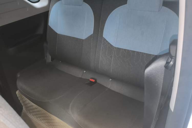 Used Geely Galaxy Panda 2024 Panda Mini 200km Endurance Bear Left Rear Seat
