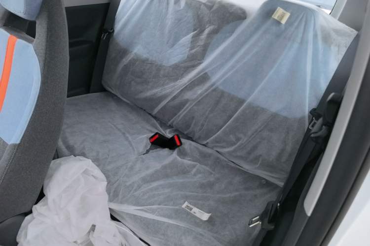 Used Geely Galaxy Panda 2024 Panda Mini 200km Endurance Bear Left Rear Seat