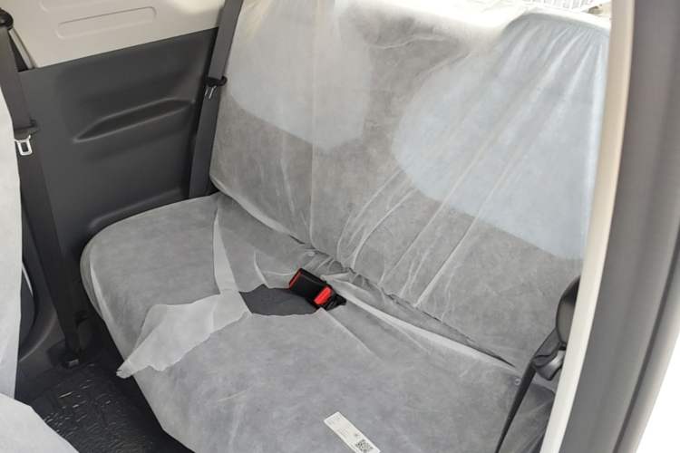 Used Geely Galaxy Panda 2024 Panda Mini 200km Endurance Bear Left Rear Seat