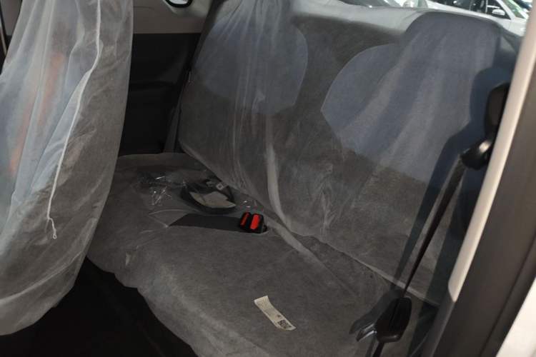 Used Geely Galaxy Panda 2024 Panda Mini 200km Endurance Bear Left Rear Seat