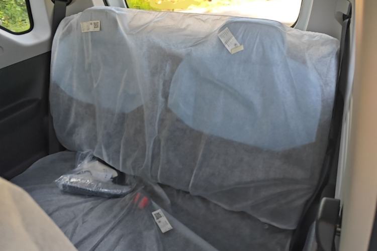 Used Geely Galaxy Panda 2024 Panda Mini 200km Endurance Bear Left Rear Seat