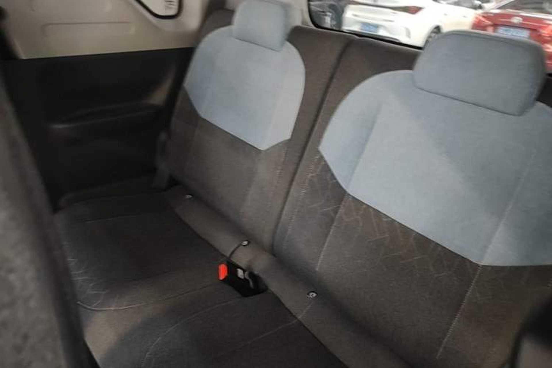 Used Geely Galaxy Panda 2024 Panda Mini 200km Endurance Bear Left Rear Seat