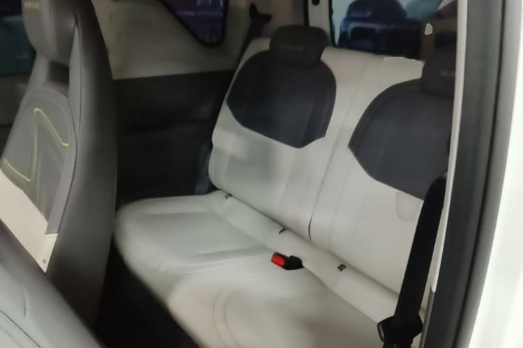 Used Geely Galaxy Panda 2024 200km Panda Rider Left Rear Seat