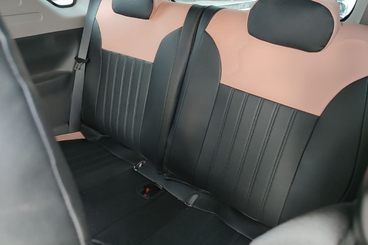 Used Geely Galaxy Panda 2024 Panda Mini 200km Endurance Bear Left Rear Seat