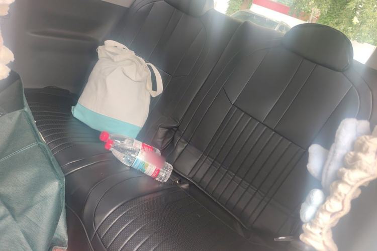 Used Geely Galaxy Panda 2024 Panda Mini 200km Endurance Bear Left Rear Seat