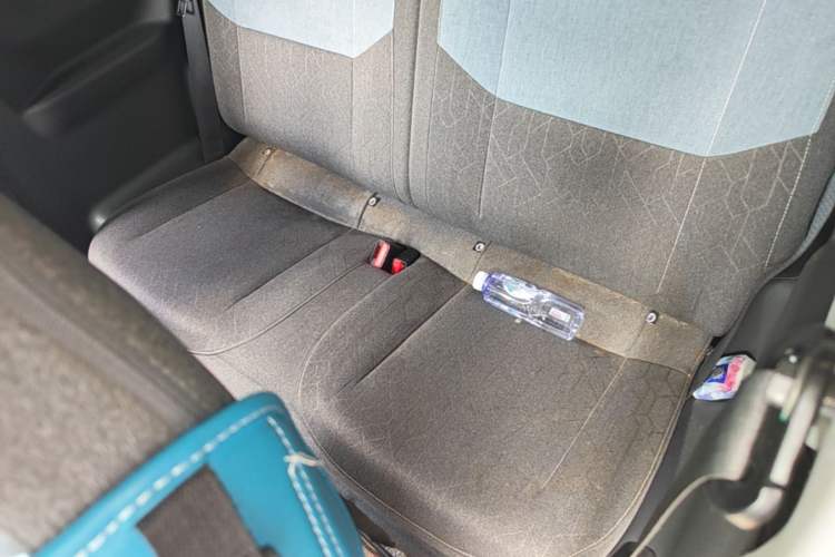 Used Geely Galaxy Panda 2024 Panda Mini 200km Endurance Bear Left Rear Seat