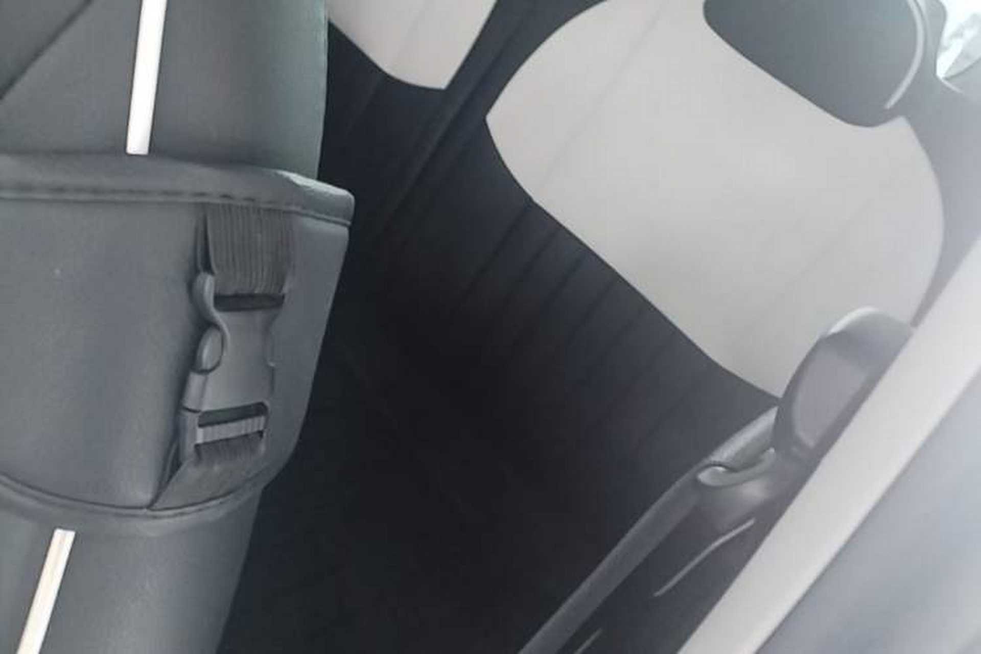 Used Geely Galaxy Panda 2024 Panda Mini 200km Endurance Bear Left Rear Seat