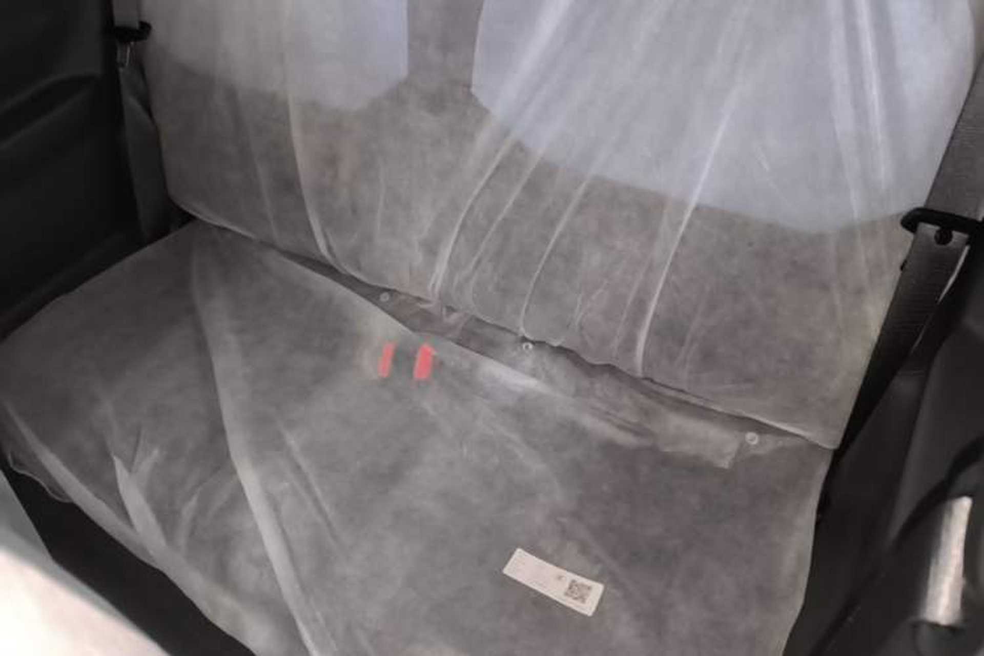 Used Geely Galaxy Panda 2024 Panda Mini 200km Endurance Bear Left Rear Seat