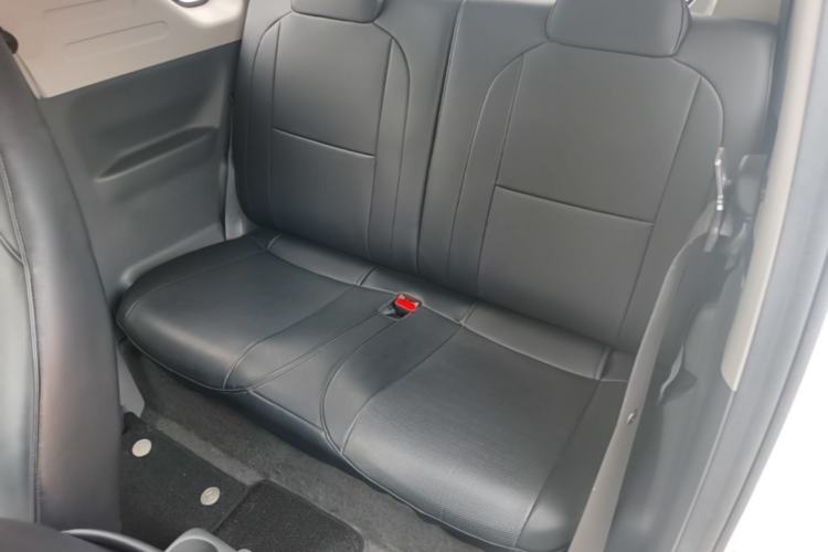 Used Geely Galaxy Panda 2024 Panda Mini 200km Endurance Bear Left Rear Seat