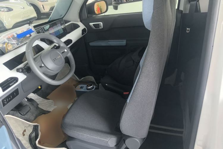 Used Geely Galaxy Panda 2024 Panda Mini 200km Longteng PRO Edition Left Rear Seat