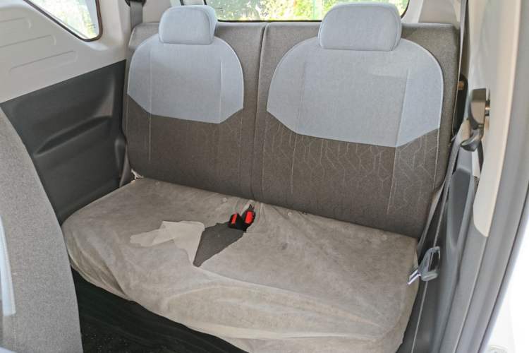 Used Geely Galaxy Panda 2024 Panda Mini 200km Endurance Bear Left Rear Seat