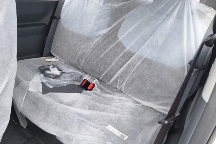Used Geely Galaxy Panda 2024 Panda Mini 200km Endurance Bear Left Rear Seat