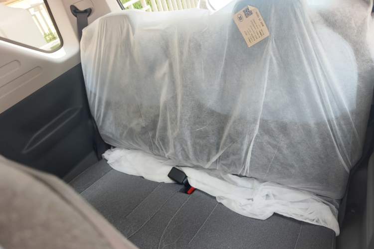 Used Geely Galaxy Panda 2024 Panda Mini 200km Endurance Bear Left Rear Seat