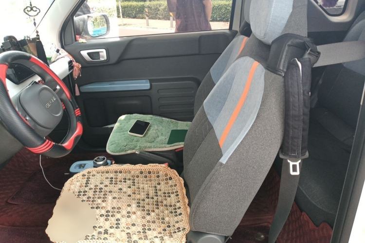 Used Geely Galaxy Panda 2024 Panda Mini 200km Endurance Bear Left Rear Seat
