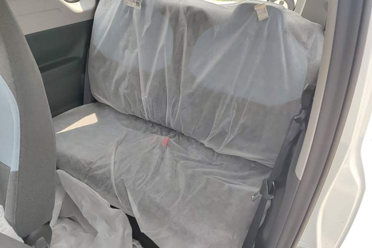 Used Geely Galaxy Panda 2024 Panda Mini 200km Endurance Bear Left Rear Seat