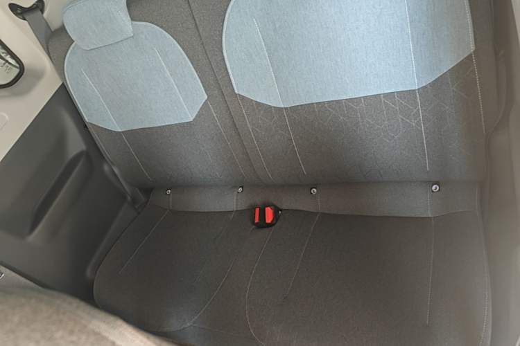 Used Geely Galaxy Panda 2024 Panda Mini 200km Endurance Bear Left Rear Seat