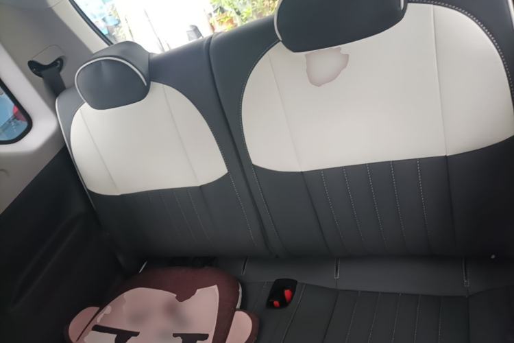 Used Geely Galaxy Panda 2024 Panda Mini 200km Endurance Bear Left Rear Seat