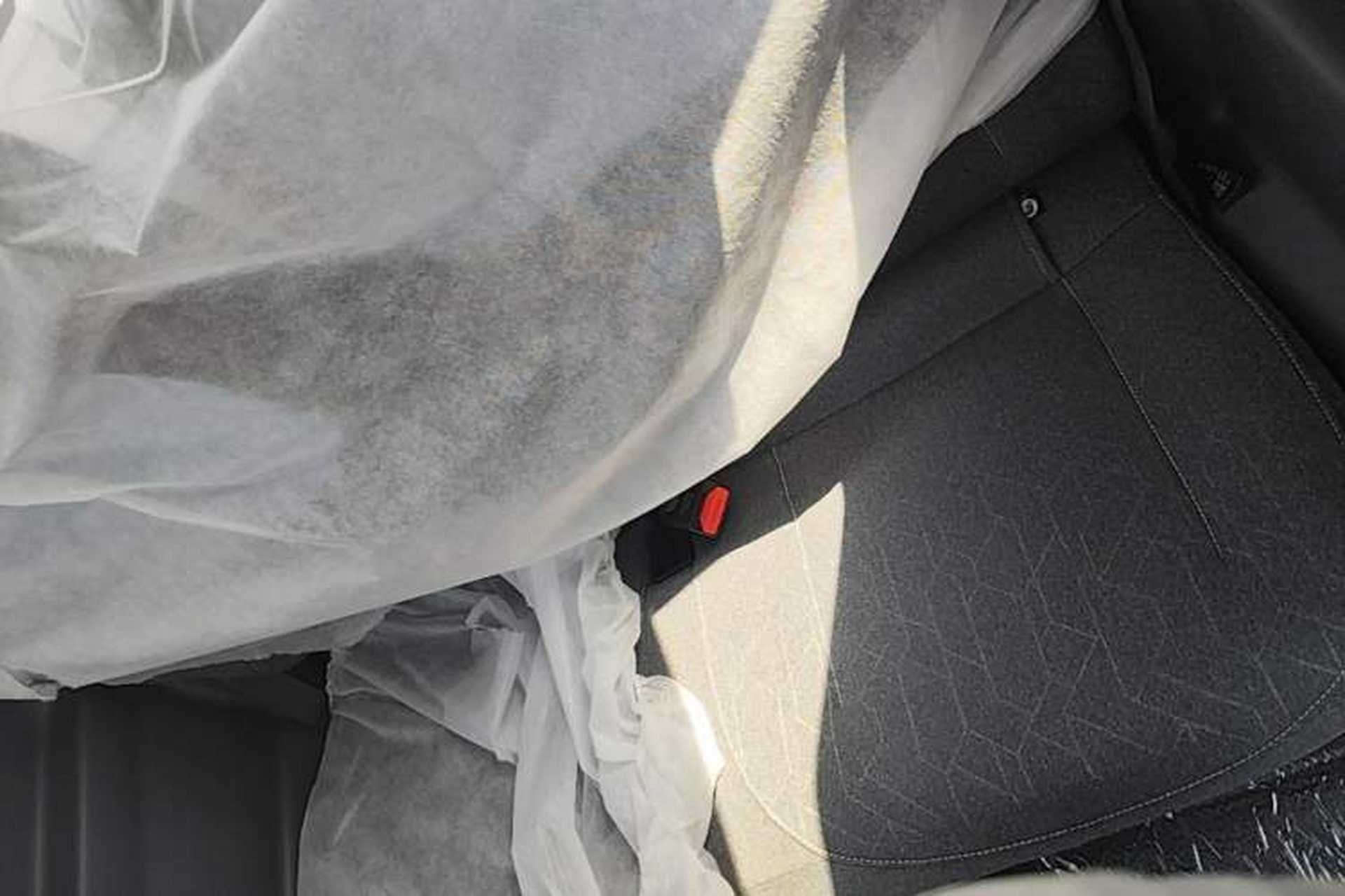 Used Geely Galaxy Panda 2024 Panda Mini 200km Endurance Bear Left Rear Seat