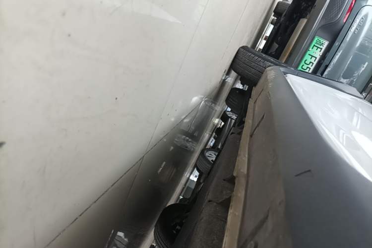 Used Geely Galaxy Panda 2024 200km Panda Rider Left Side Sill