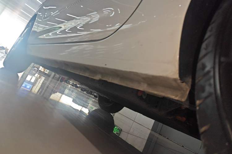 Used Geely Galaxy Panda 2024 Panda Mini 200km Endurance Bear Left Side Sill