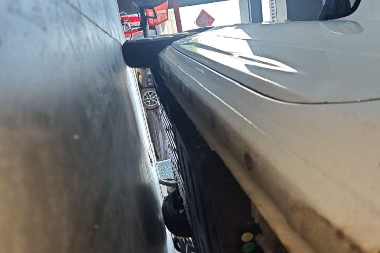 Used Geely Galaxy Panda 2024 Panda Mini 200km Endurance Bear Left Side Sill
