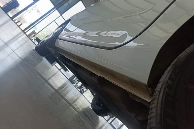 Used Geely Galaxy Panda 2024 Panda Mini 200km Endurance Bear Left Side Sill