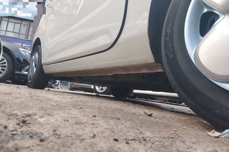 Used Geely Galaxy Panda 2024 Panda Mini 200km Endurance Bear Left Side Sill