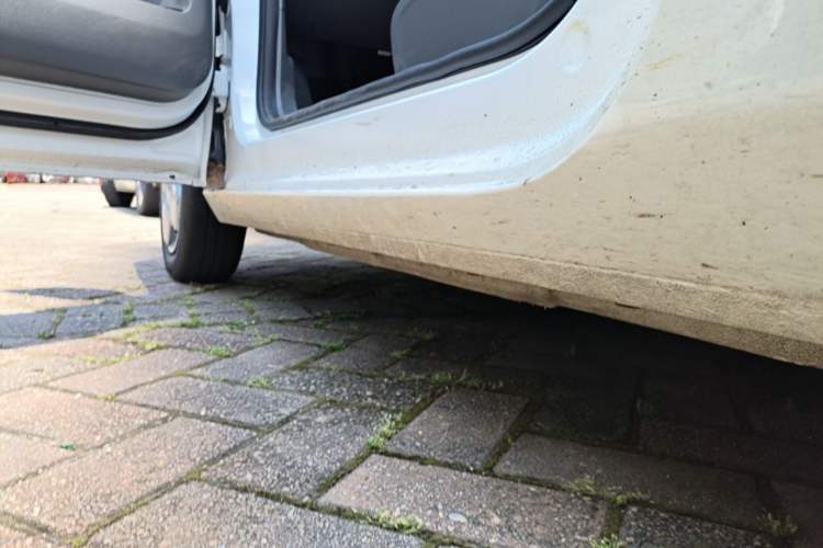 Used Geely Galaxy Panda 2024 Panda Mini 200km Endurance Bear Left Side Sill