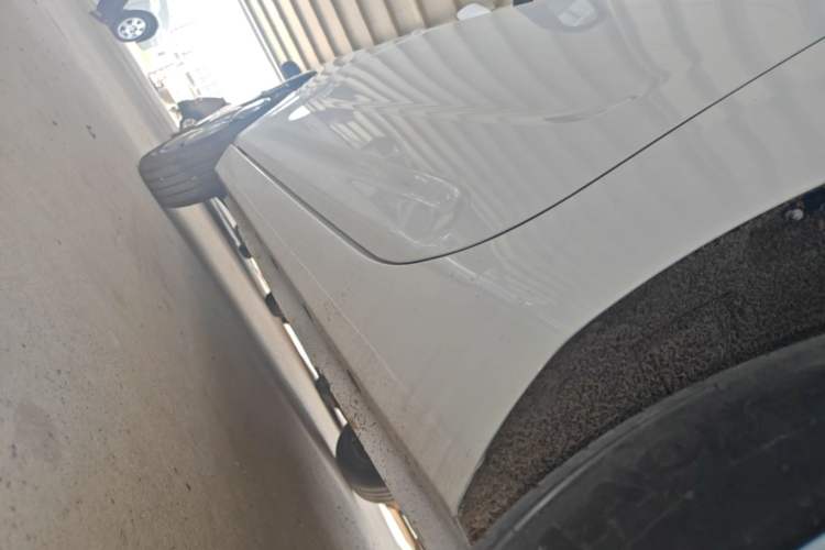 Used Geely Galaxy Panda 2024 Panda Mini 200km Endurance Bear Left Side Sill