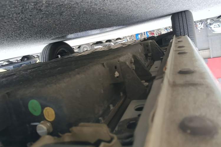 Used Geely Galaxy Panda 2024 Panda Mini 200km Endurance Bear Left Side Sill