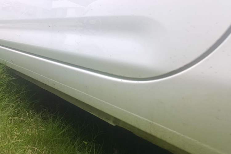 Used Geely Galaxy Panda 2024 Panda Mini 200km Endurance Bear Left Side Sill