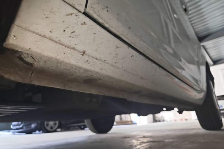 Used Geely Galaxy Panda 2024 Panda Mini 200km Endurance Bear Left Side Sill