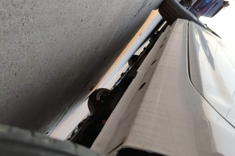 Used Geely Galaxy Panda 2024 Panda Mini 200km Endurance Bear Left Side Sill