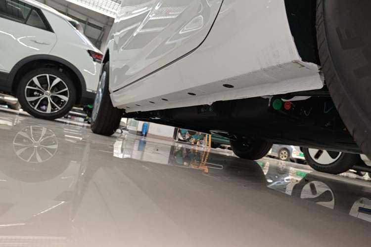 Used Geely Galaxy Panda 2024 Panda Mini 200km Endurance Bear Left Side Sill