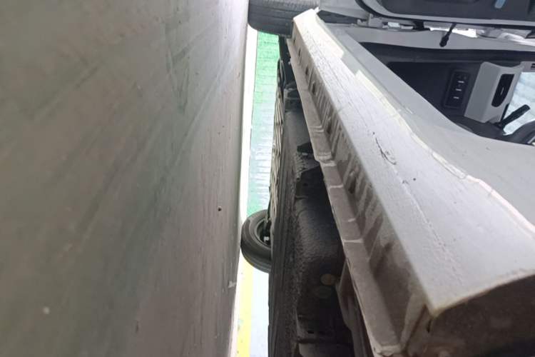 Used Geely Galaxy Panda 2024 Panda Mini 200km Longteng PRO Edition Left Side Sill