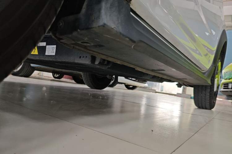 Used Geely Galaxy Panda 2024 200km Panda Kart Left Side Sill