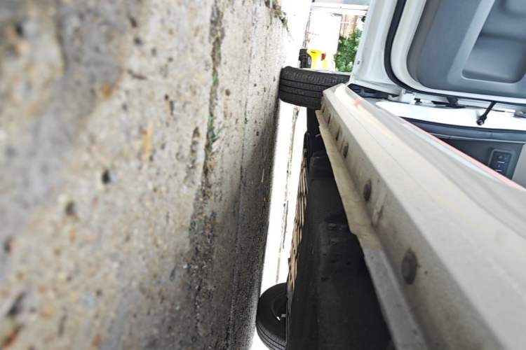 Used Geely Galaxy Panda 2024 Panda Mini 200km Endurance Bear Left Side Sill