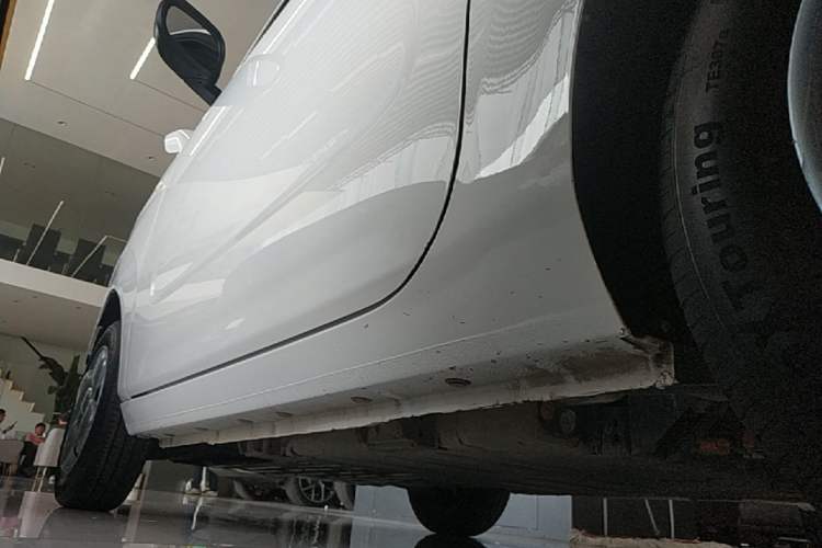 Used Geely Galaxy Panda 2024 Panda Mini 200km Endurance Bear Left Side Sill