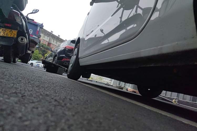 Used Geely Galaxy Panda 2024 Panda Mini 200km Endurance Bear Left Side Sill