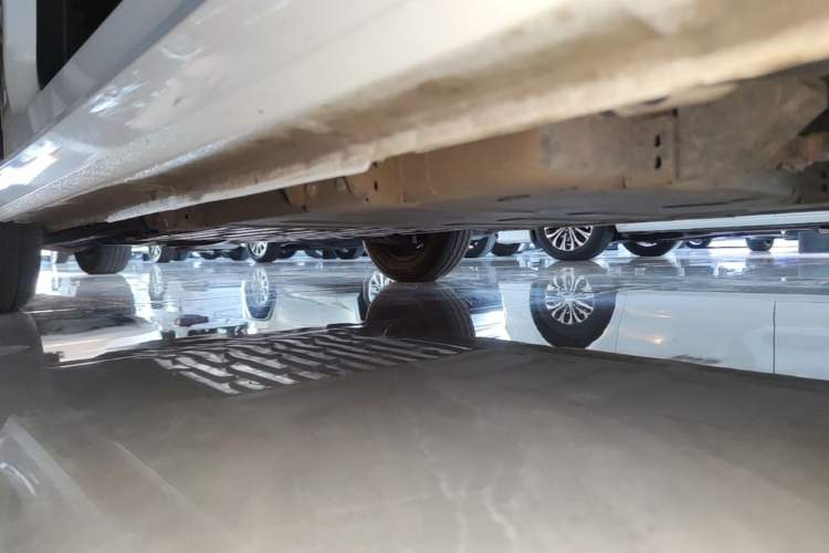 Used Geely Galaxy Panda 2024 Panda Mini 200km Endurance Bear Left Side Sill