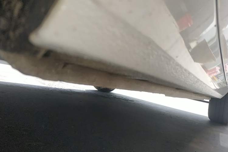 Used Geely Galaxy Panda 2024 Panda Mini 200km Endurance Bear Left Side Sill