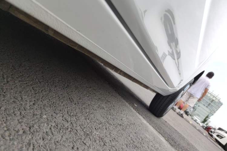 Used Geely Galaxy Panda 2024 Panda Mini 200km Endurance Bear Left Side Sill