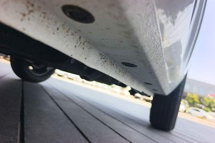 Used Geely Galaxy Panda 2024 Panda Mini 200km Endurance Bear Left Side Sill