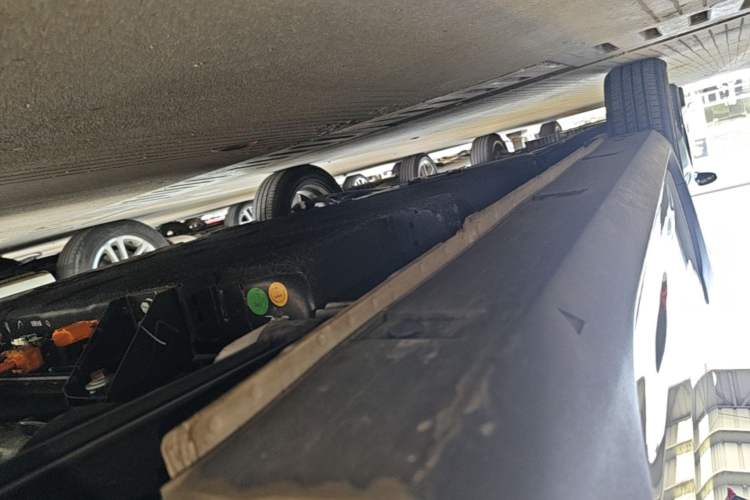 Used Geely Galaxy Panda 2024 200km Panda Rider Left Side Sill