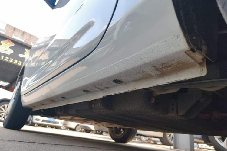 Used Geely Galaxy Panda 2024 Panda Mini 200km Longteng PRO Edition Left Side Sill