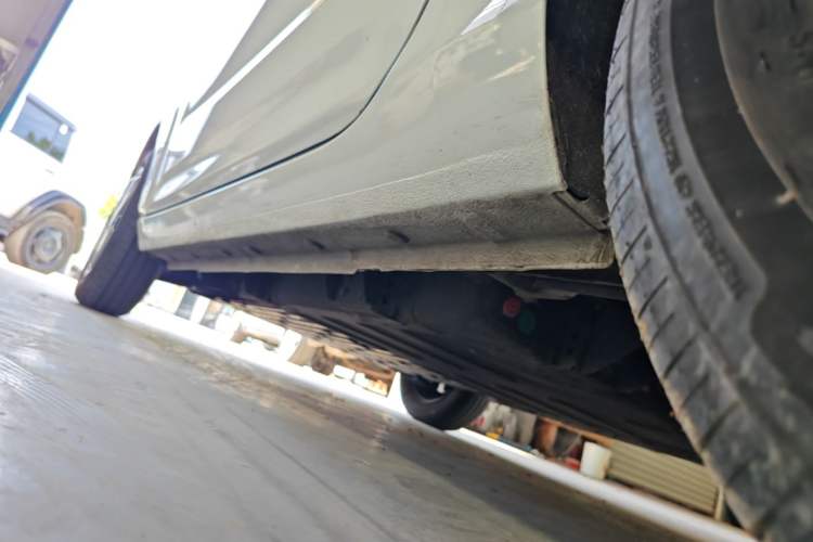 Used Geely Galaxy Panda 2024 Panda Mini 200km Endurance Bear Left Side Sill
