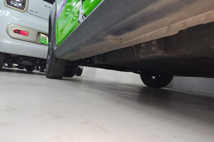Used Geely Galaxy Panda 2024 200km Panda Rider Left Side Sill