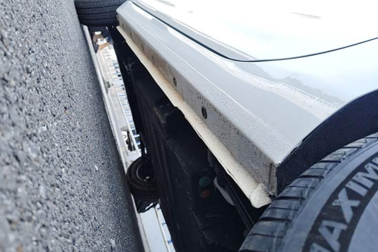 Used Geely Galaxy Panda 2024 Panda Mini 200km Endurance Bear Left Side Sill
