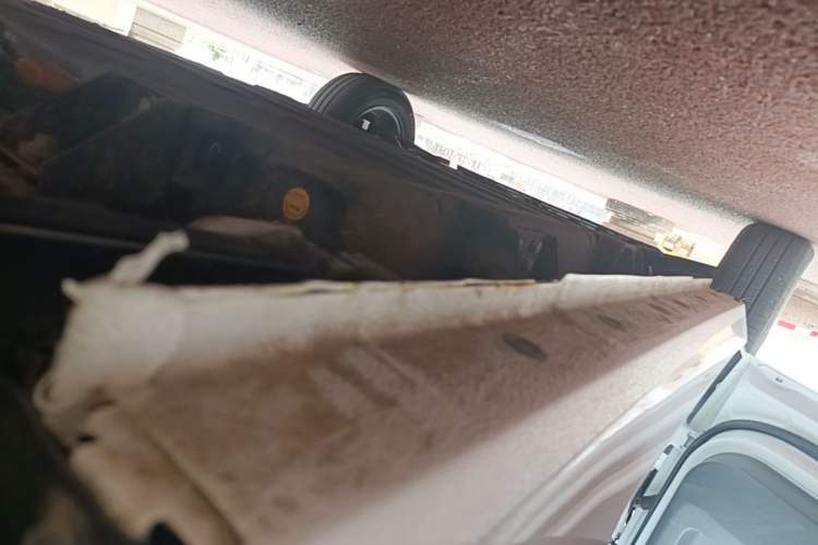 Used Geely Galaxy Panda 2024 Panda Mini 200km Endurance Bear Left Side Sill
